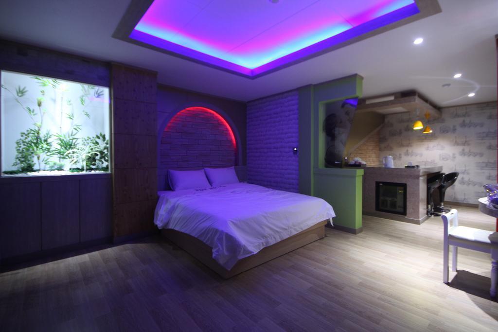 Pohang Wow Motel Zimmer foto